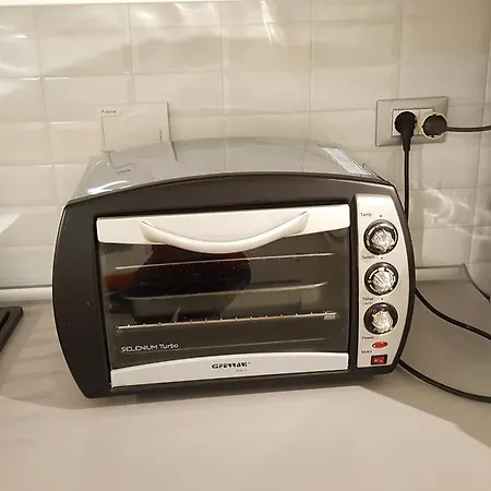 לינה וארוחת בוקר Germana House *